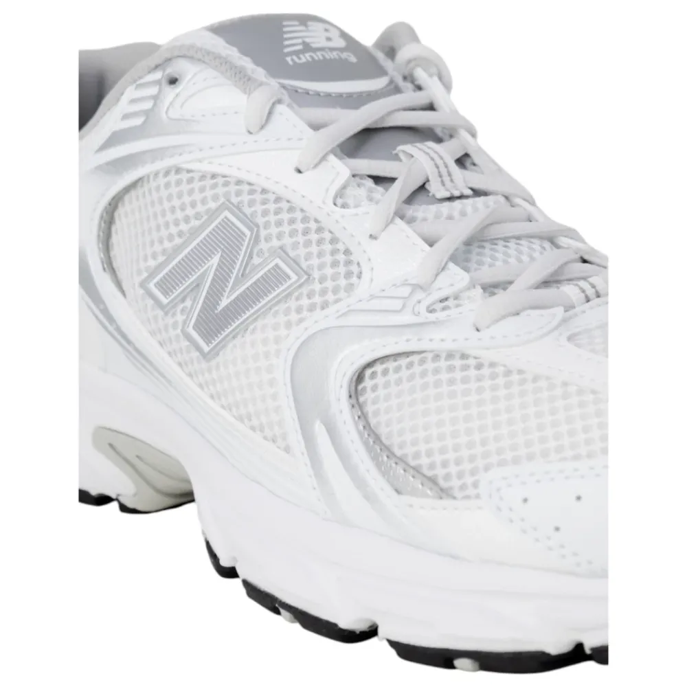 DAMES New Balance 530 Sneakers