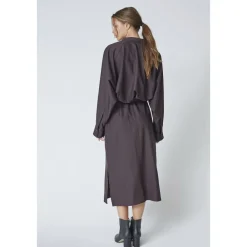 DAMES Co'Couture Batwing Jurk met Pinstripe Print