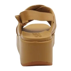 DAMES Camper Beige Gekruiste Damessandalen