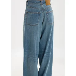 DAMES Haikure Bethany Blue Loose Jeans