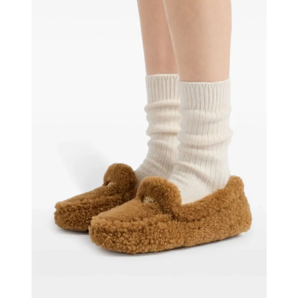 DAMES Prada Loafers^e Shearling Loafers Elegant Instapper