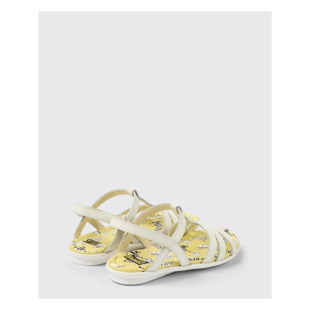 Camper Sandalen^Comfortabele en Stijlvolle Sandalen met Verstelbare Sluiting Ideaal voor Dagelijkse Activiteiten