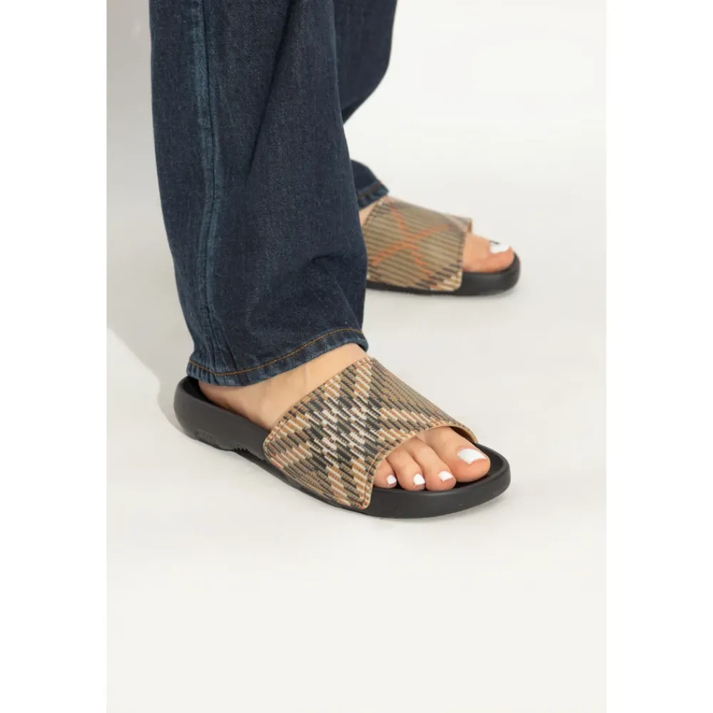 DAMES Burberry Slippers^Dive Slippers