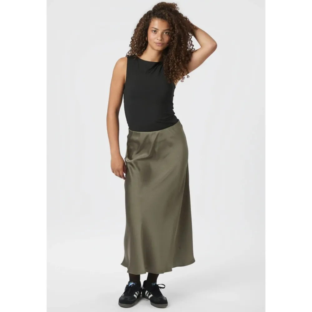DAMES Neo Noir Rokken^Elegante Cold Green Satijnen Rok