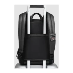 Heren Piquadro Rugzakken^Expandable, slim laptop and iPad® backpack withRFID and shock-absorbing protection