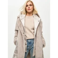 DAMES Cesare Gaspari Gewatteerde Pareljas van Imitatiebont met Riem