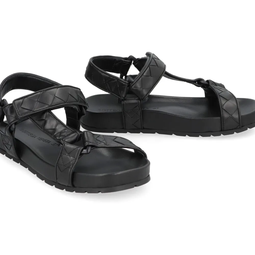 DAMES Bottega Veneta Geweven Leren Sandalen