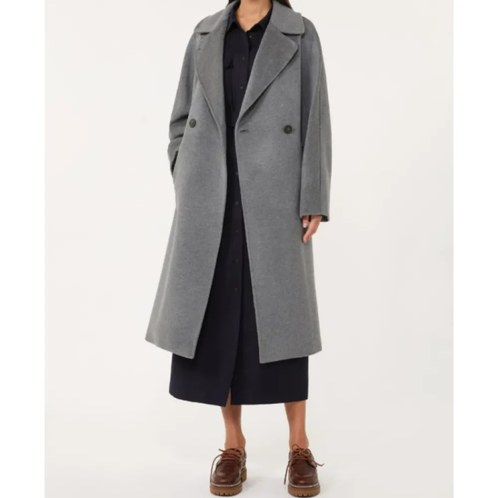 DAMES Weekend Max Mara Trenchcoats & Mantels^Grijze Tailored Midi Jas met Riem