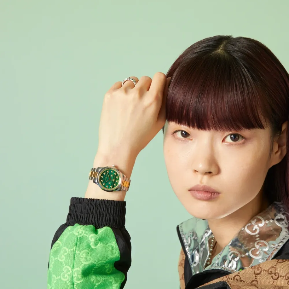 DAMES Gucci Horloges^e Malachiet Steen Wijzerplaat met Gouden Bijen Armband