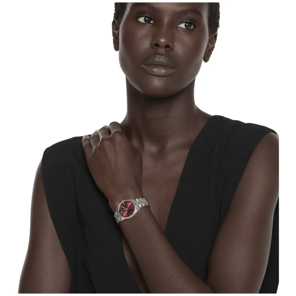 DAMES Gucci G-Timeless 29 mm roestvrijstalen kast, burgundy wijzerplaat, roestvrijstalen armband, quartz uurwerk