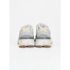 New Balance Innovatieve 9060 Lace Sneakers