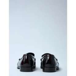 DAMES Dries Van Noten Lakleren Loafers Amandel Teen