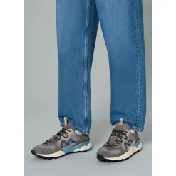 Flower Mountain LENZAN MAN