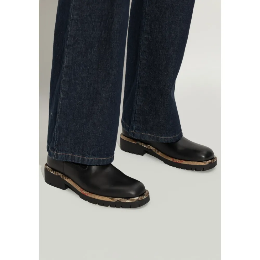 DAMES Burberry Chelseaboots^Leren Chelsea laarzen