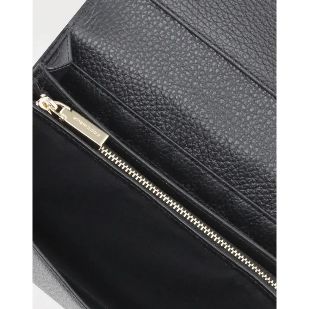 DAMES Coccinelle Portefeuilles^Leren portemonnee met stijl en functionaliteit