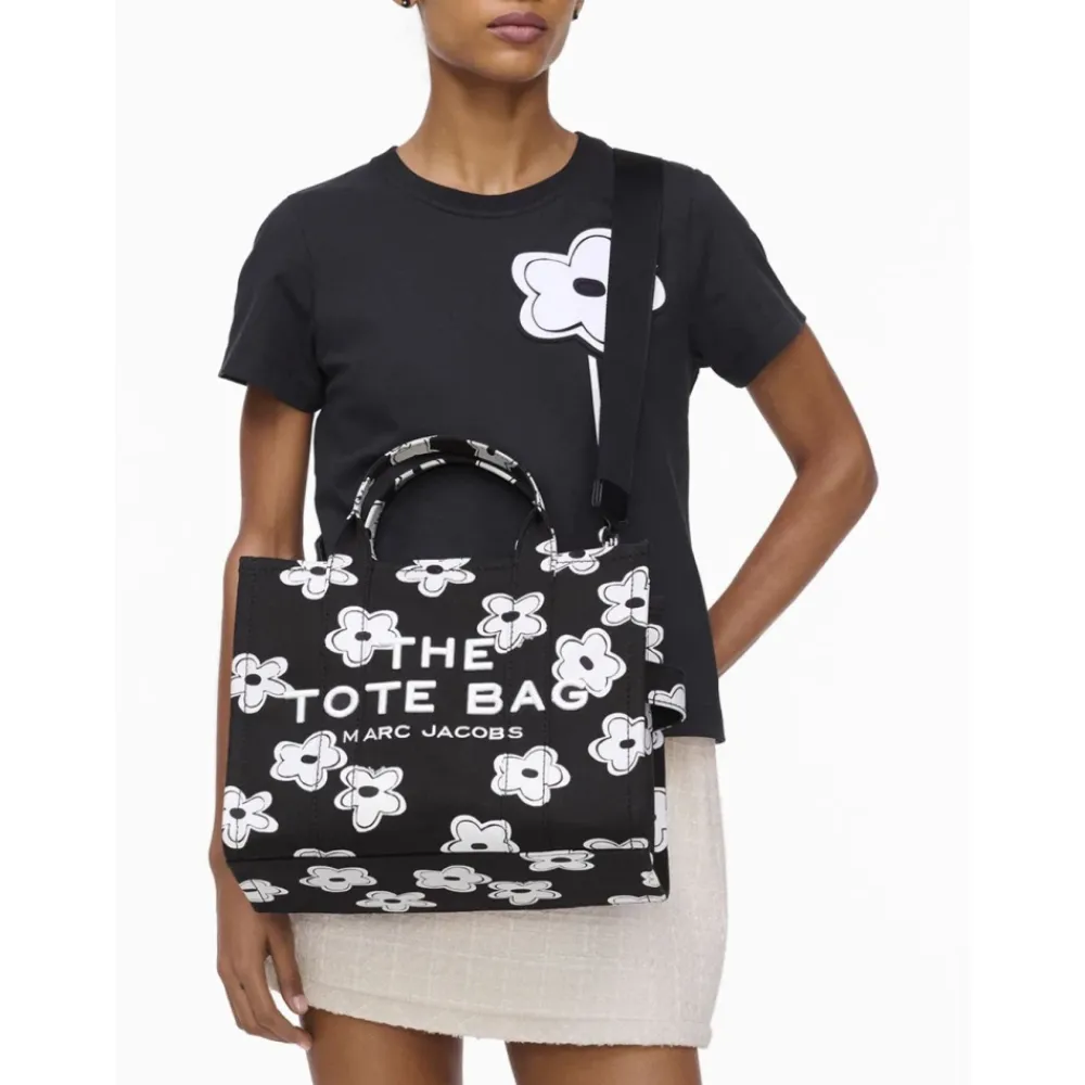 DAMES Marc Jacobs Shoppers^The Daisy Canvas Medium Tote Bag