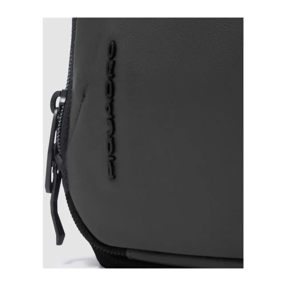 DAMES Piquadro Toiletry bag in fabric and bio-based material