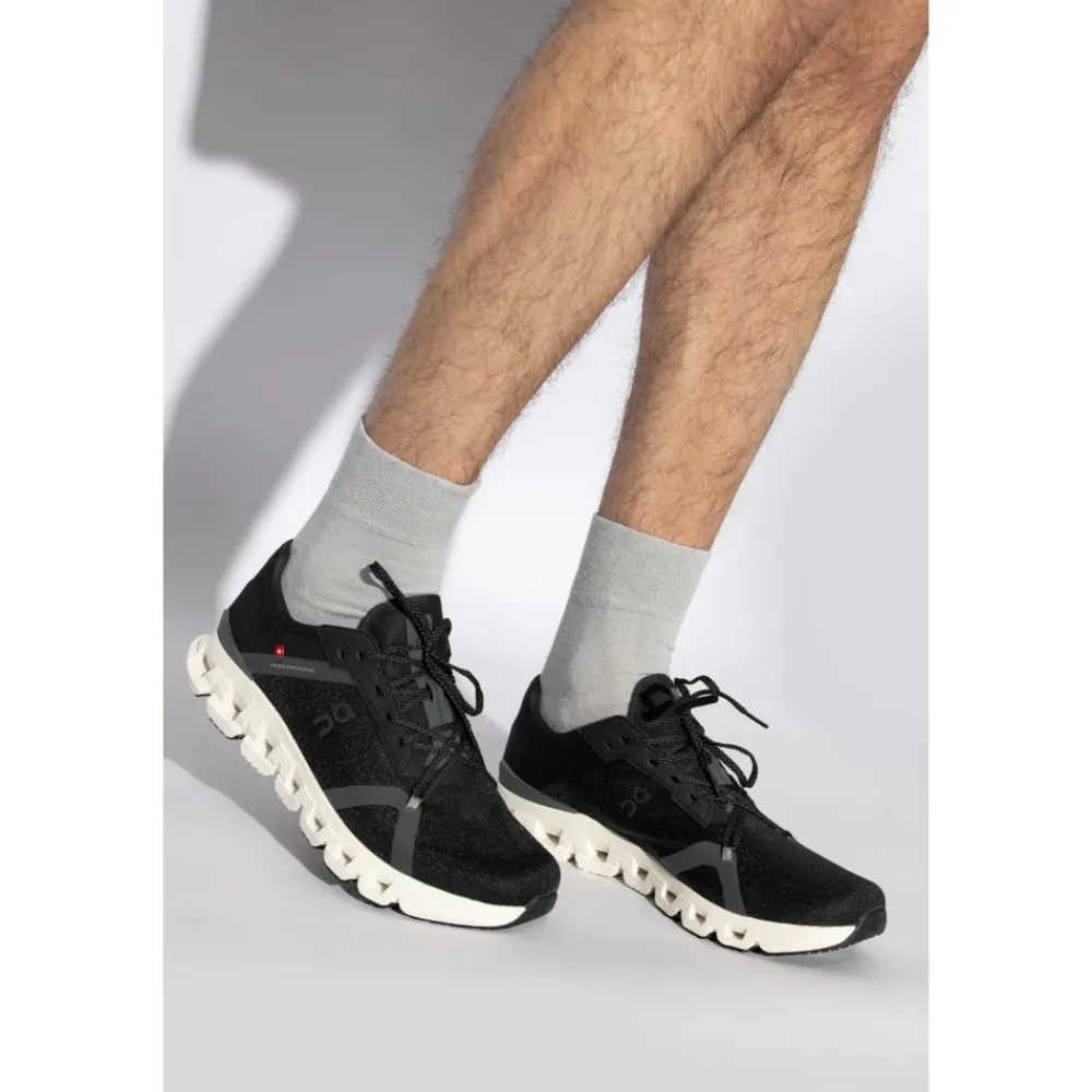 On Running Trainingschoenen Cloud X 4 AD