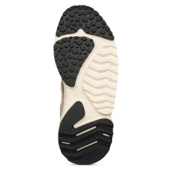 Flower Mountain Wave Man