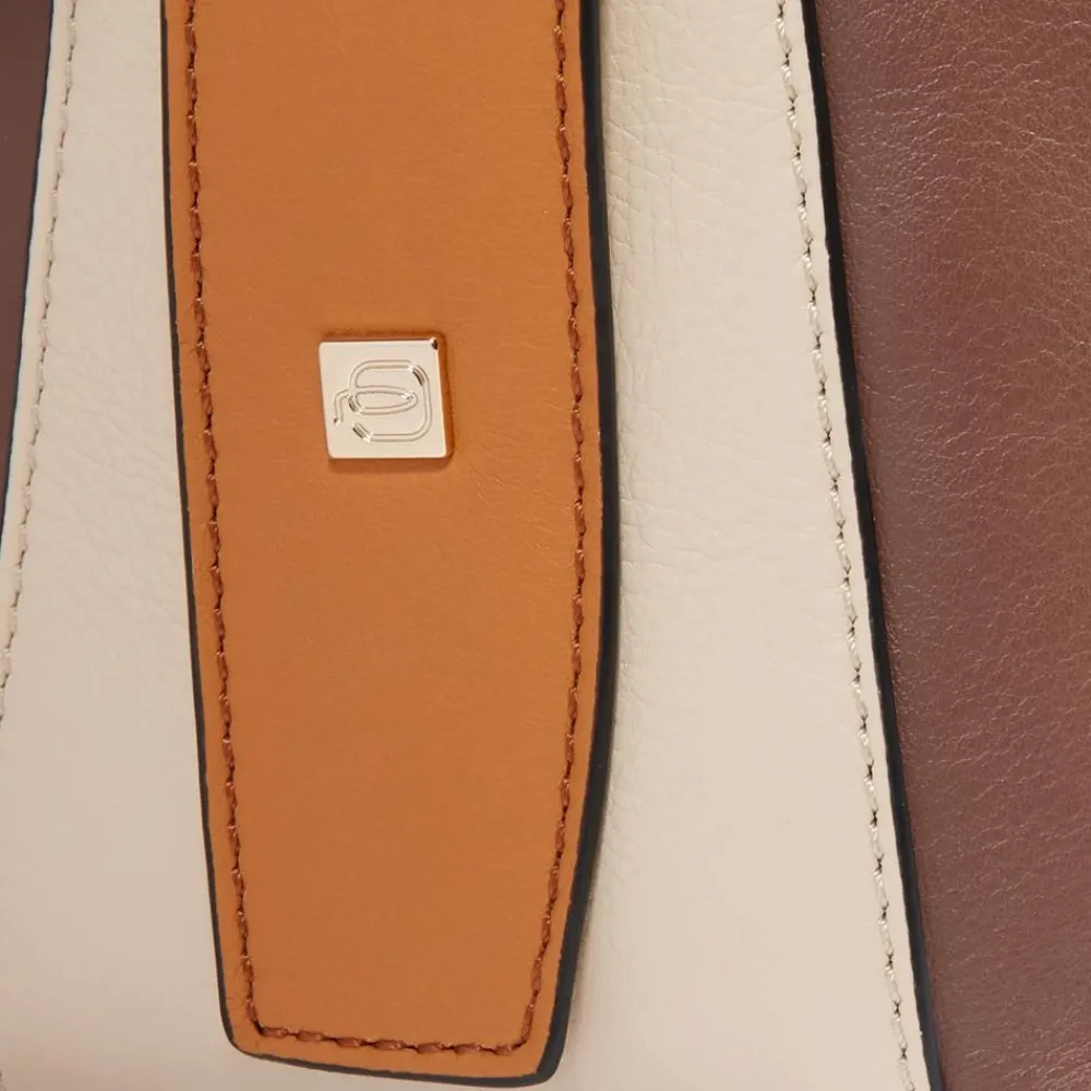 DAMES Piquadro Women's laptop and Pad® bag with two dividers,RFID and shock absorbing protection