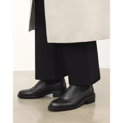 DAMES Kazar e Chelsea-laarzen met rozetversiering