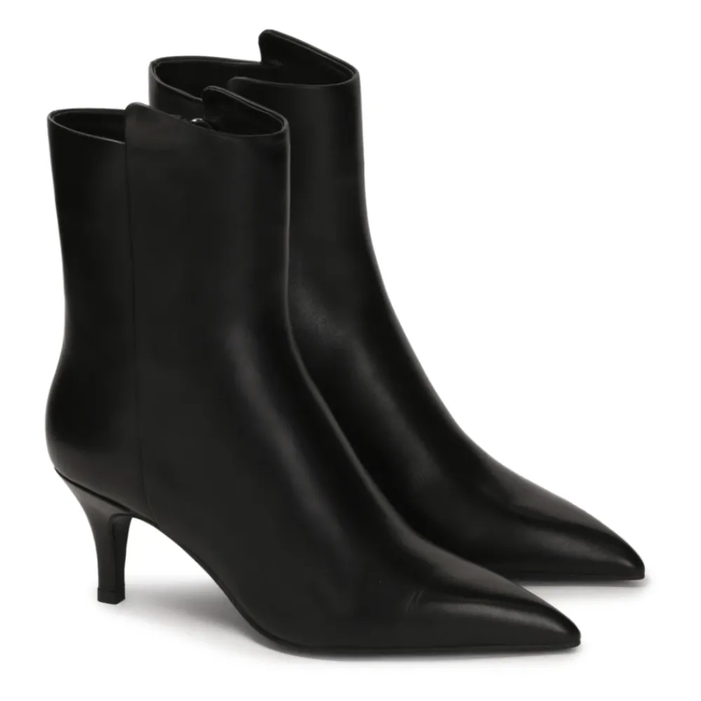 DAMES Kazar Enkellaarsjes^e laaggehakte laarzen