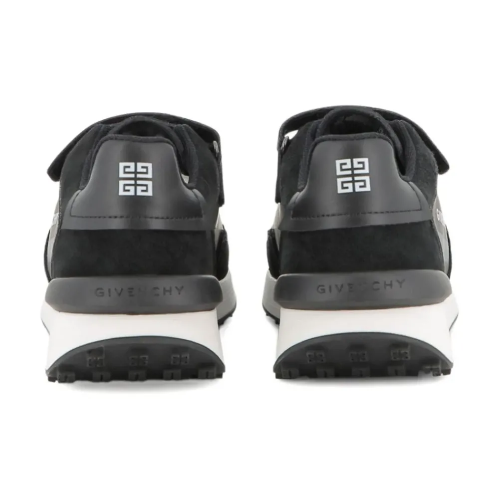 Givenchy Sneakers^e Sneakers met Suède Inzetstukken