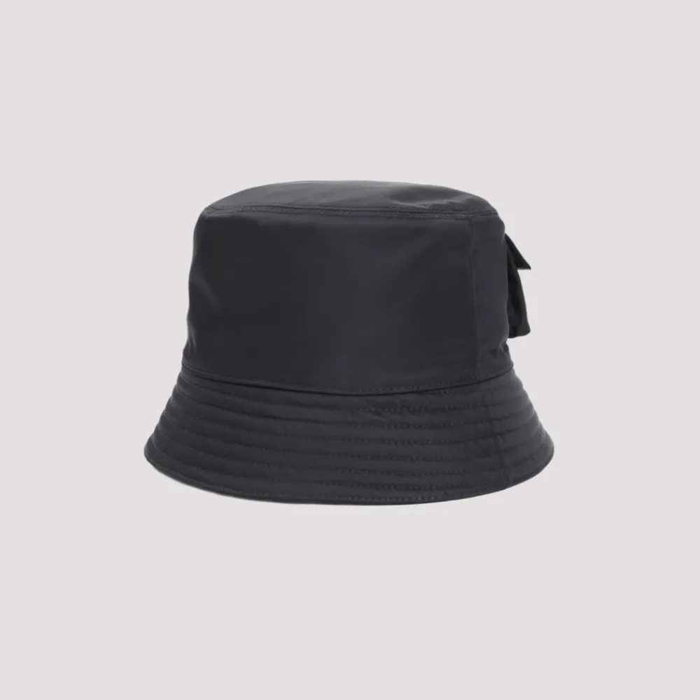 Heren Prada Hoeden^e Stijlvolle Hoed met Uniek Ontwerp